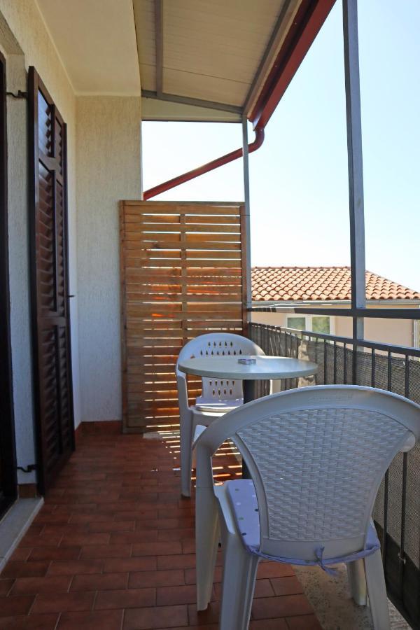 Apartman Slavko Apartment Tar-Vabriga Exterior foto
