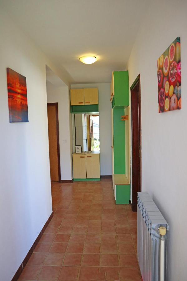 Apartman Slavko Apartment Tar-Vabriga Exterior foto